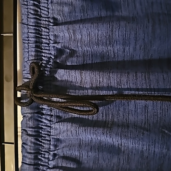 MENS SHORTS - Picture 4 of 5